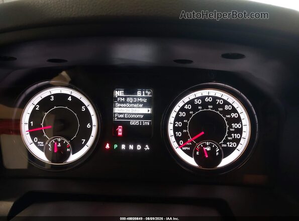 1C6RR6FTXLS149484 2020 RAM 1500 CLASSIC White Widok tylnych siedzeń