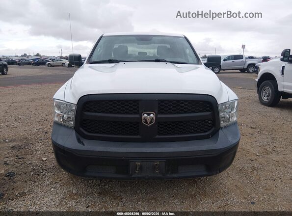 1C6RR6KG2JS303627 2018 RAM 1500 White Vista interior trasera