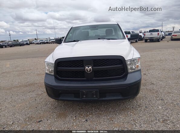 1C6RR6KG2JS303630 2018 RAM 1500 Белый Вид щитка приборов