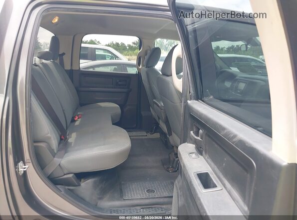 1C6RR6KG5JS296561 2018 RAM 1500 Gray Widok naklejki z numerem VIN