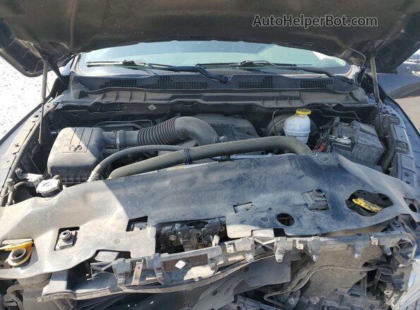 1C6RR6LT1KS586633 2019 RAM 1500 Серый Вид задней части салона