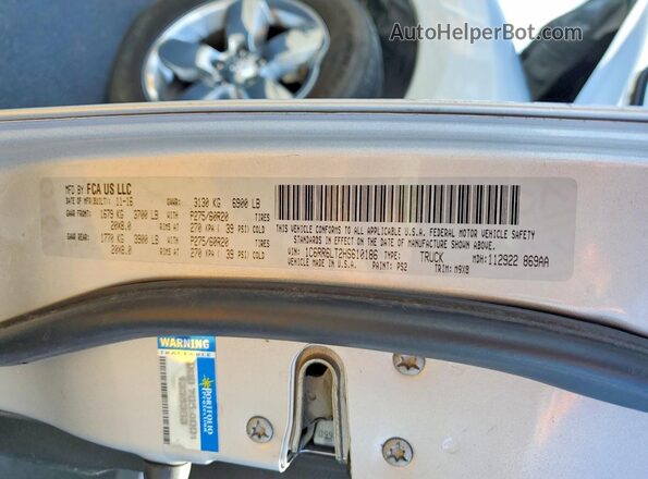 1C6RR6LT2HS610186 2017 RAM 1500 Silver Widok naklejki z numerem VIN