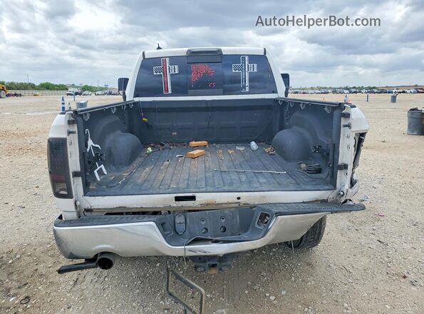 1C6RR6LT3JS123813 2018 RAM 1500 White Widok z tyłu