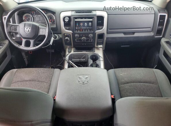 1C6RR6LT3JS123813 2018 RAM 1500 White Widok deski rozdzielczej