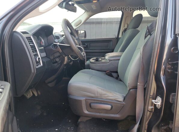 1C6RR7FG2GS283419 2016 RAM 1500 Black Widok wnętrza z przodu