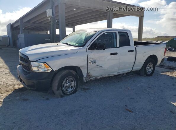 1C6RR7FG2JS212065 2018 RAM 1500 White Առջևի ձախ երեք քառորդ տեսարան