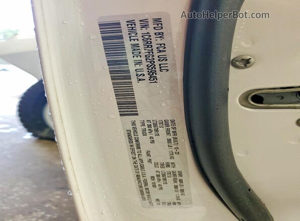 1C6RR7FG2PS595451 2023 RAM 1500 White Widok komory silnika