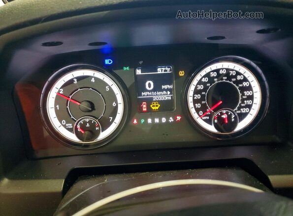 1C6RR7FG2PS595451 2023 RAM 1500 White Widok zestawu wskaźników