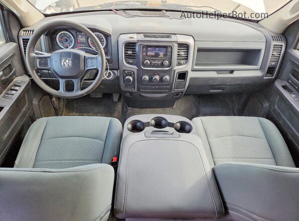 1C6RR7FM1GS146865 2016 RAM 1500 White Widok deski rozdzielczej