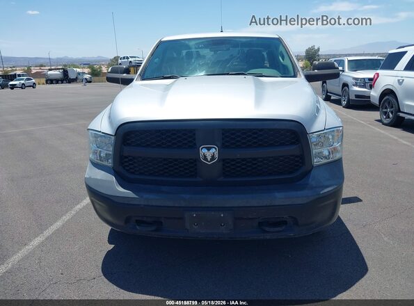 1C6RR7FT7JS312997 2018 RAM 1500 Серебряный Вид спереди