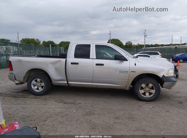 1C6RR7FT8GS230463 2016 RAM 1500 Серебряный Вид задней части салона