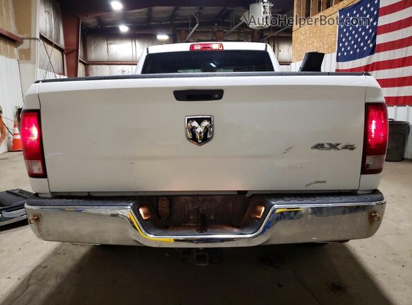 1C6RR7FT8JS260960 2018 RAM 1500 White Widok z tyłu