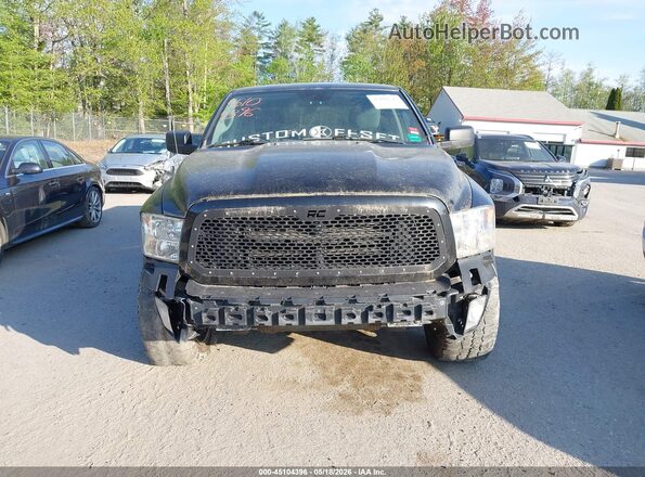 1C6RR7FT9HS734506 2017 RAM 1500 Черный Вид щитка приборов