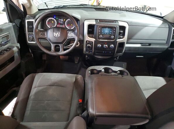 1C6RR7GG2LS123811 2020 RAM 1500 Gray Dashboard view