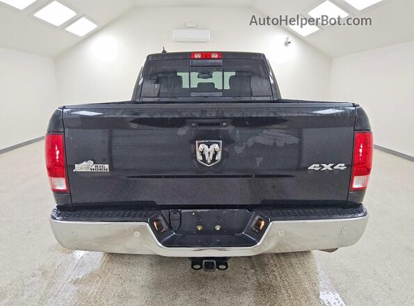 1C6RR7GG6JS218515 2018 RAM 1500 Black Widok z tyłu