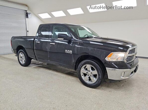 1C6RR7GG6JS218515 2018 RAM 1500 Black Przód prawy