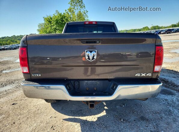 1C6RR7GT2JS118165 2018 RAM 1500 Brown Widok z tyłu