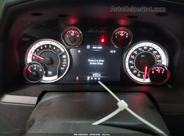1C6RR7HT2JS202906 2018 RAM 1500 Red Հետևի նստատեղերի տեսք