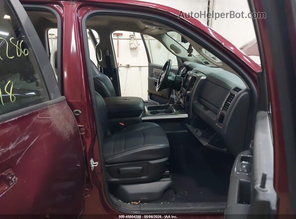 1C6RR7HT2JS202906 2018 RAM 1500 Red Սալոնի դիմացի տեսք