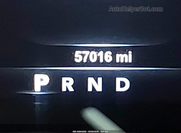 1C6RR7HT2JS202906 2018 RAM 1500 Red 