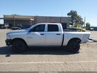 2018 Ram 1500 Express  4x4 5'7 Box Серебряный vin: 1C6RR7KG1JS146940
