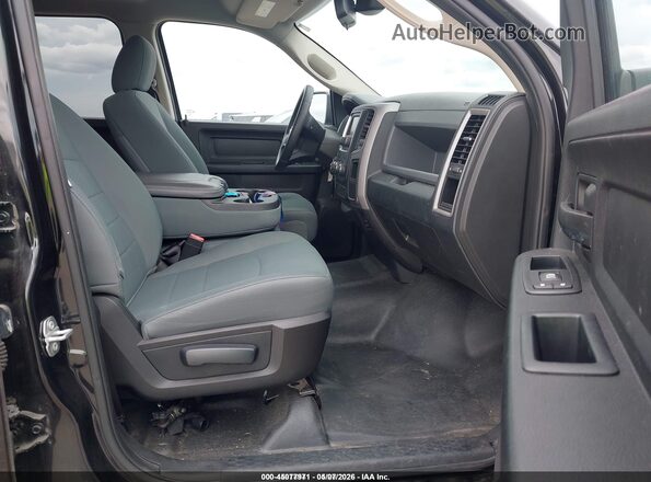 1C6RR7KG4GS362564 2016 RAM 1500 Черный Вид салона спереди