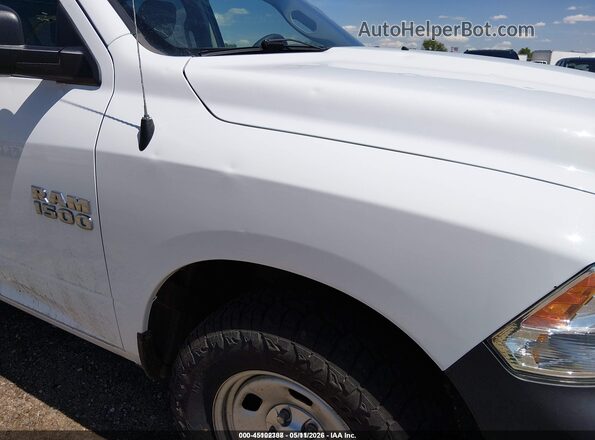 1C6RR7KG5JS286506 2018 RAM 1500 Белый Вид щитка приборов