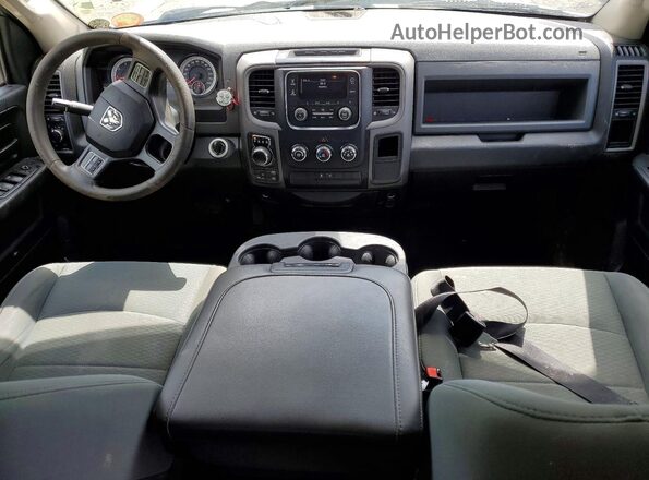 1C6RR7KG7HS641024 2017 RAM 1500 White Widok deski rozdzielczej
