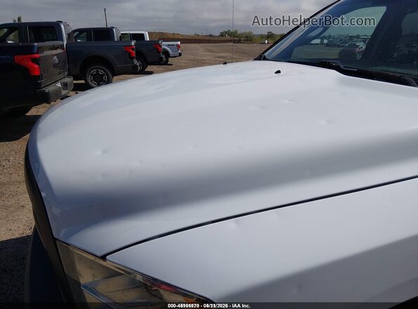 1C6RR7KGXJS306667 2018 RAM 1500  Դիմացի տեսք
