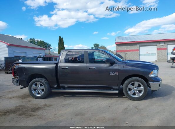 1C6RR7LG2JS253705 2018 RAM 1500 Gray Rear interior view