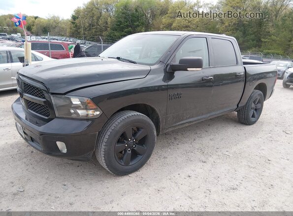 1C6RR7LG2JS257270 2018 RAM 1500 Черный Передняя левая четверть