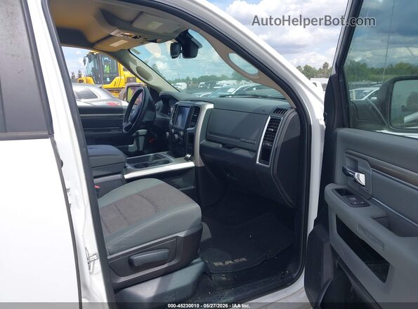 1C6RR7LG9GS186416 2016 RAM 1500 Белый Вид салона спереди