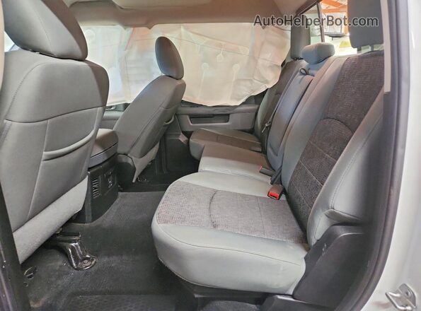1C6RR7LT2GS152203 2016 RAM 1500 White Vista de los asientos traseros