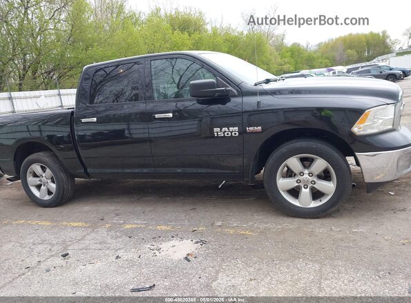 1C6RR7LT2HS669549 2017 RAM 1500 Черный Вид задней части салона