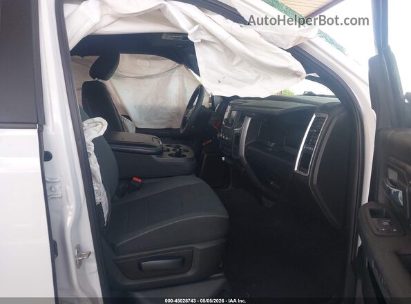 1C6RR7LT2MS528345 2021 RAM 1500 CLASSIC White Widok wnętrza z przodu