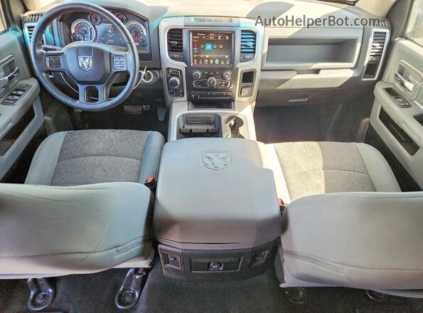1C6RR7LT8GS222643 2016 RAM 1500 Gray Вид панелі приладів