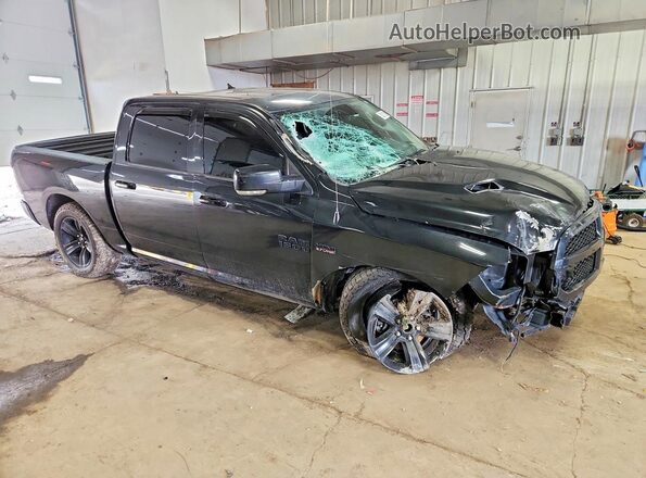 1C6RR7MT3JS145864 2018 RAM 1500 Черный Передняя правая четверть