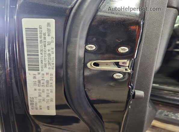 1C6RR7MT3JS145864 2018 RAM 1500 Черный Вид подкапотного пространства