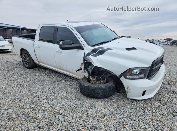 1C6RR7MTXJS259909 2018 RAM 1500 Белый Передняя правая четверть