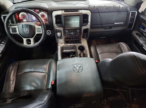 1C6RR7NT2HS780146 2017 RAM 1500 Black Vista del salpicadero