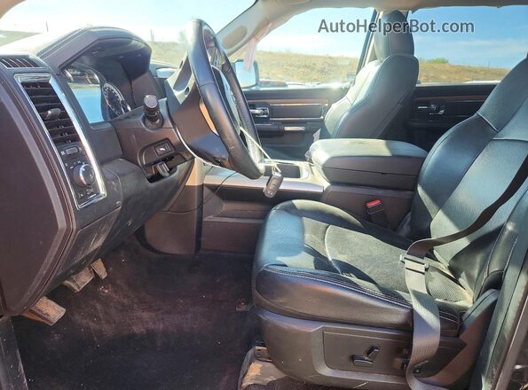 1C6RR7NT2HS780146 2017 RAM 1500 Black Vista interior delantera