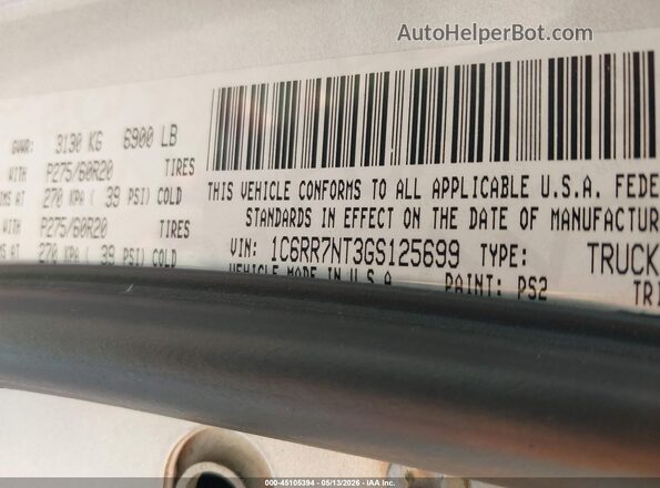 1C6RR7NT3GS125699 2016 RAM 1500 Серебряный Вид подкапотного пространства