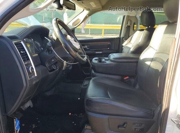 1C6RR7NT5HS820865 2017 RAM 1500 White Front interior view