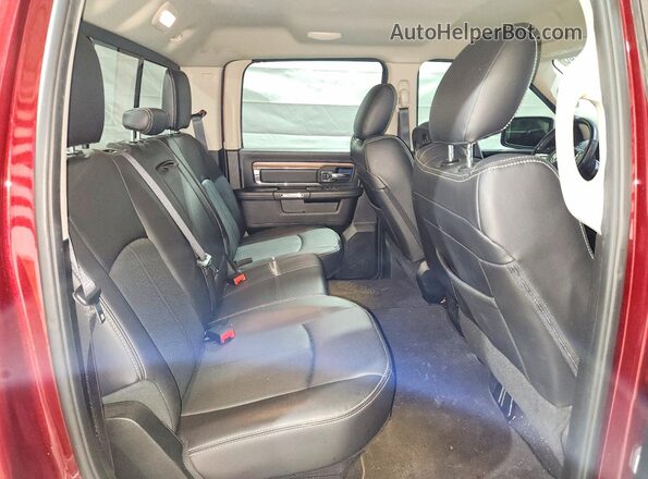 1C6RR7NT6JS250235 2018 RAM 1500 Бордовый Вид задних сидений