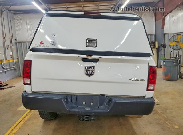 1C6RR7ST0PS537602 2023 RAM 1500 White Widok z tyłu