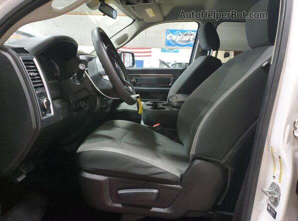 1C6RR7TT5MS521972 2021 RAM 1500 White Widok wnętrza z przodu