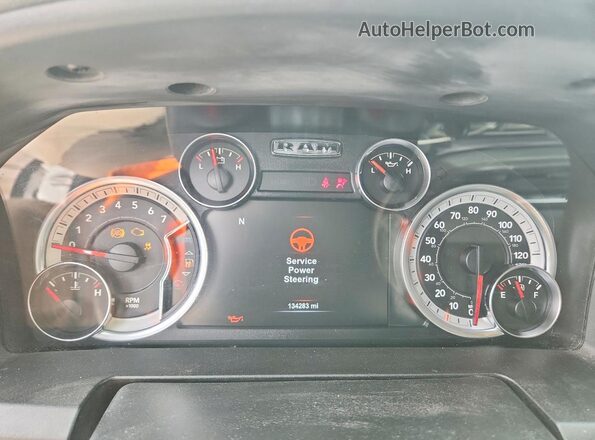 1C6RR7TTXKS566760 2019 RAM 1500 Белый Вид щитка приборов