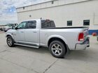 2018 Ram 1500 Laramie Silver vin: 1C6RR7VM9JS243188