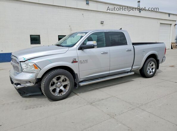 1C6RR7VM9JS243188 2018 RAM 1500 Silver Vista tres cuartos delantera izquierda