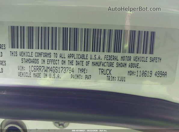 1C6RR7WM4GS173784 2016 RAM 1500 White Widok komory silnika